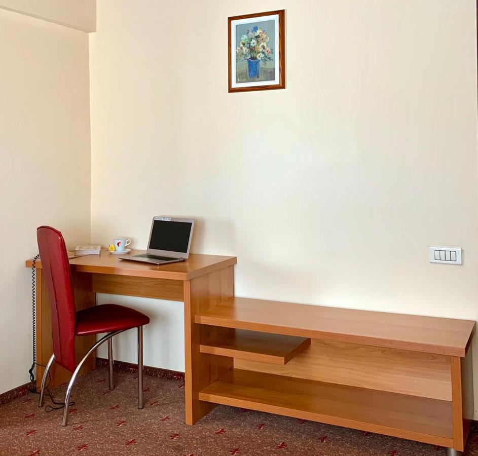 Hotel Victoria Cluj-Napoca Luaran gambar