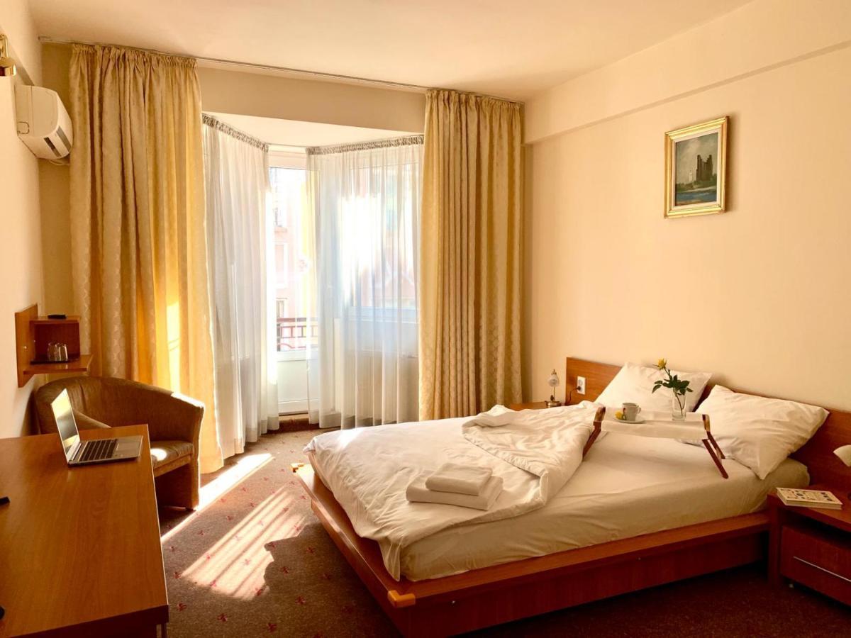 Hotel Victoria Cluj-Napoca Luaran gambar